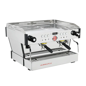 Line pb front 900x b9a471dd 9833 4458 bcb0 a67ef38592f6